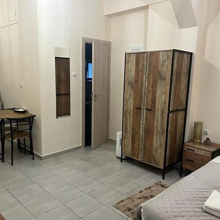 Golden Fleece Apartment Vipgreece เอเธนส์ ภายนอก รูปภาพ