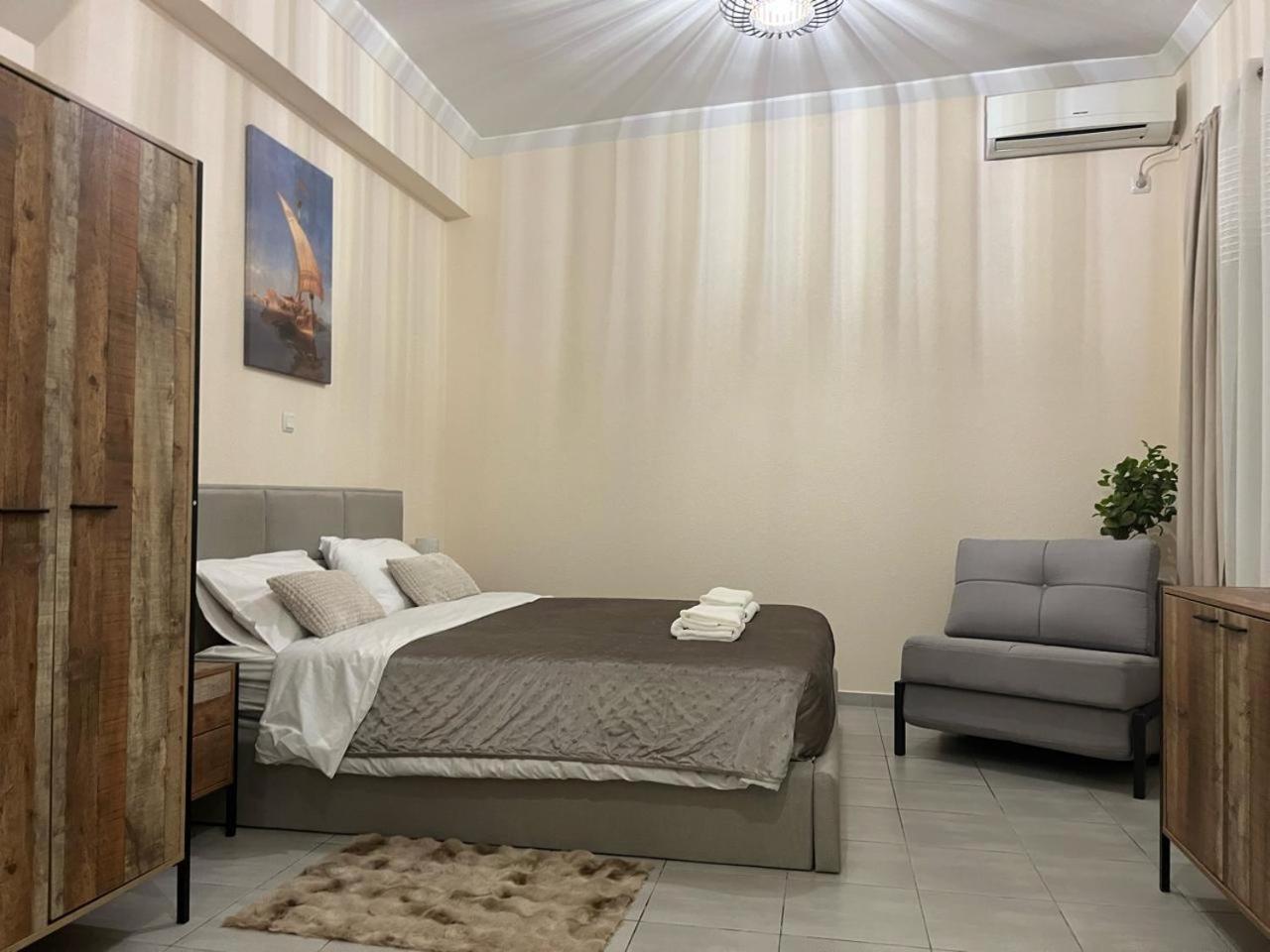 Golden Fleece Apartment Vipgreece เอเธนส์ ภายนอก รูปภาพ